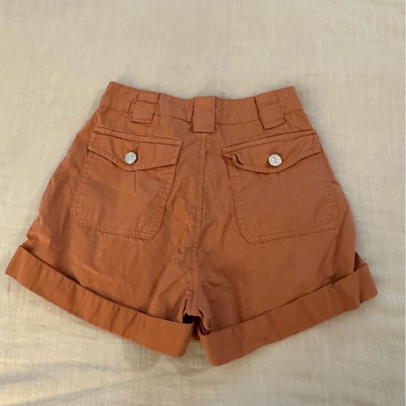 FRAME Fluid Twill Rolled Shorts Terracotta (10) - Picture 8 of 9